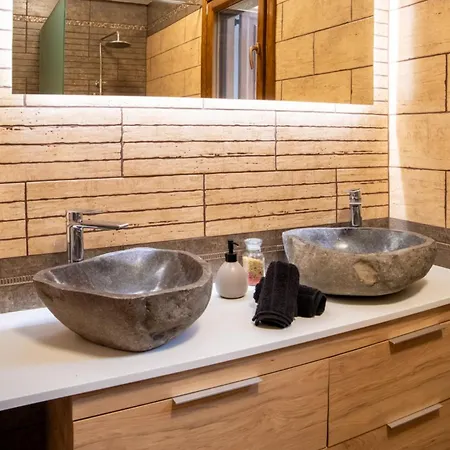 Ilianna Pelion * Портария